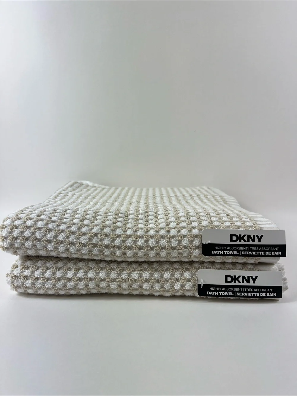 Donna Karan New York DKNY Bath Towel Set Tan White Textured Dots 2 Pc Set NEW